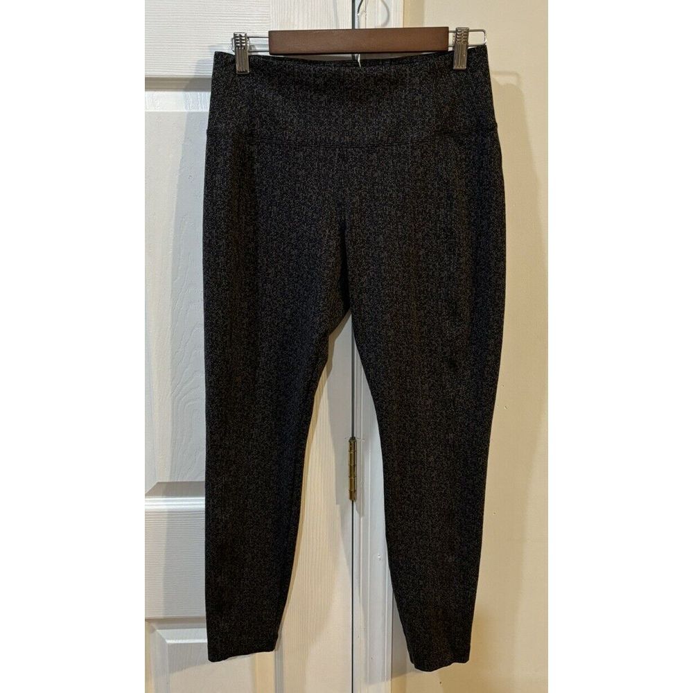 Athleta Delancey Textured Tight Leggings Women's Sz M Back Pockets